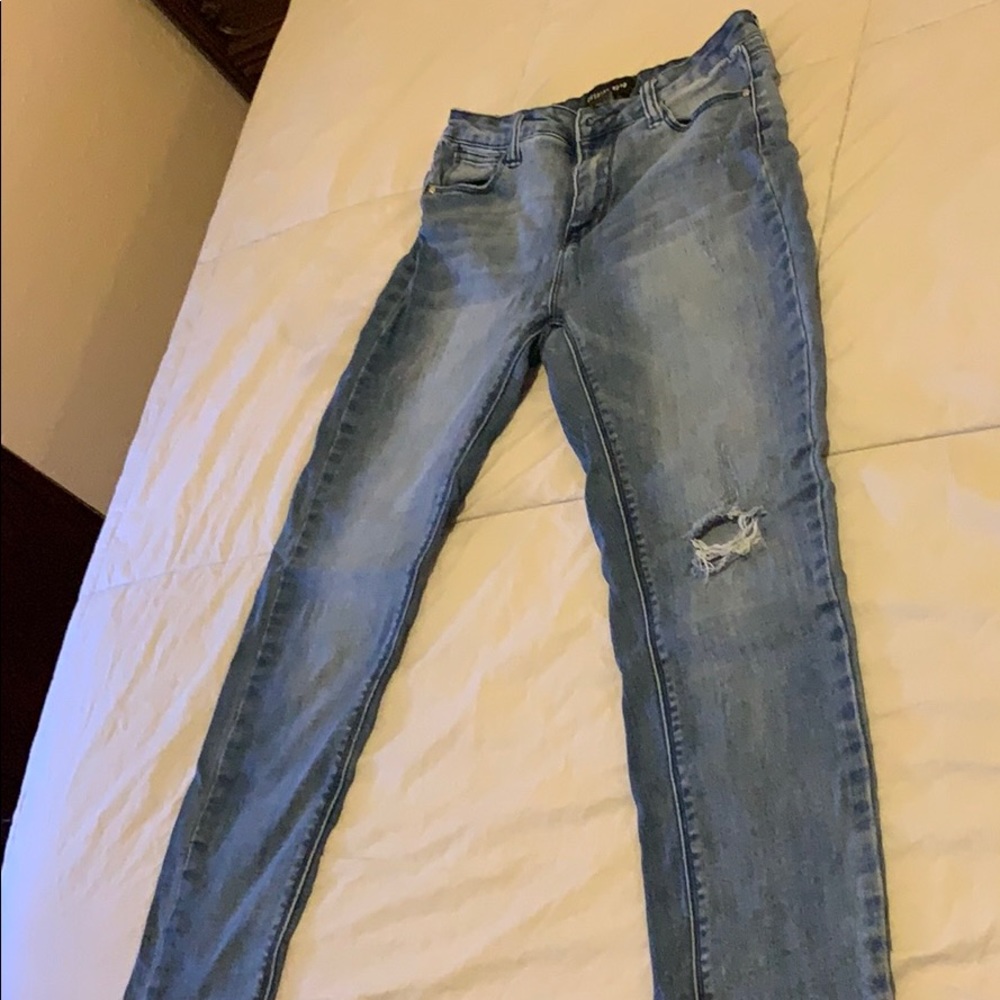 Medium wash high waisted jeans